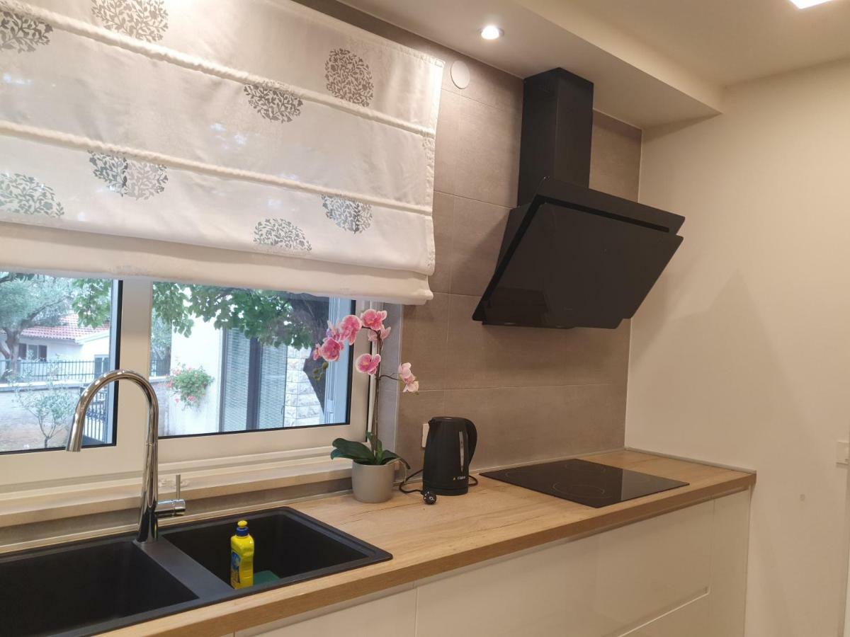 Gulin Apartments Водице Екстер'єр фото